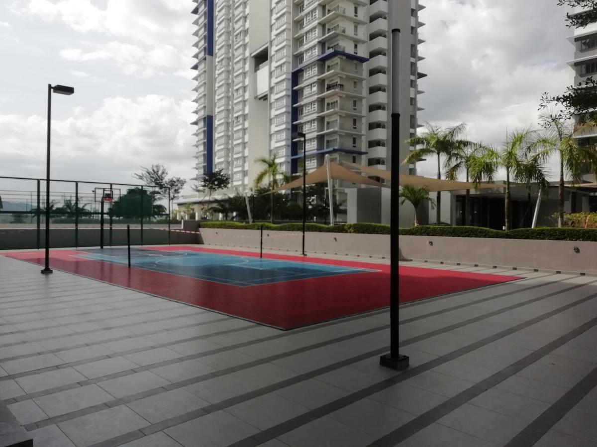 Fz Almyra Homestay Kajang Εξωτερικό φωτογραφία